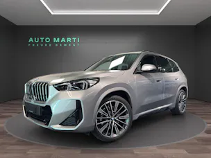 BMW X1 U11 20i sDrive paddles