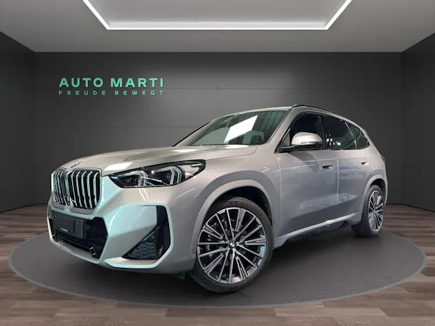 BMW X1 U11 20i sDrive paddles