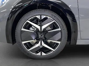 PEUGEOT 208 1.2 Hybrid 145 GT Exclusive