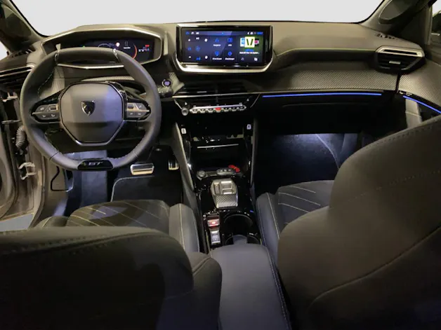 PEUGEOT 208 1.2 Hybrid 145 GT Exclusive