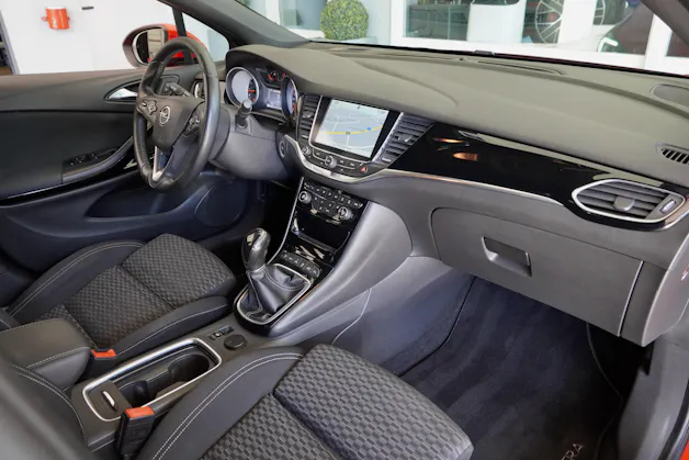 OPEL Astra 1.4i Turbo Dynamic