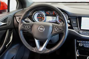 OPEL Astra 1.4i Turbo Dynamic