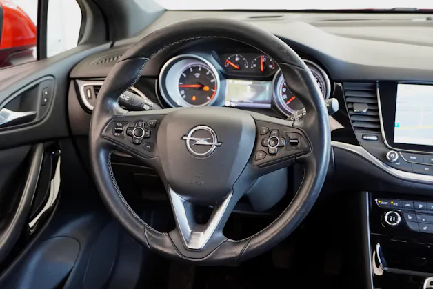 OPEL Astra 1.4i Turbo Dynamic