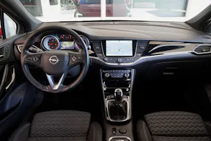 OPEL Astra 1.4i Turbo Dynamic