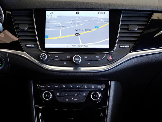 OPEL Astra 1.4i Turbo Dynamic
