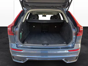 VOLVO XC60 2.0 B5 MH Plus Dark AWD