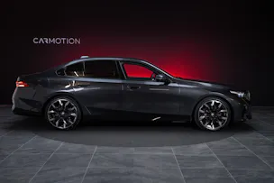 BMW 540d xDrive M Sport / Standheizung / 360°Kamera / Bowers&Wilkins / HeadUp