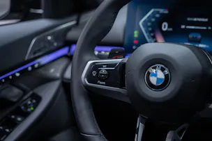 BMW 540d xDrive M Sport / Standheizung / 360°Kamera / Bowers&Wilkins / HeadUp