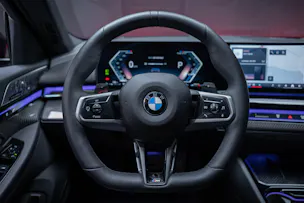 BMW 540d xDrive M Sport / Standheizung / 360°Kamera / Bowers&Wilkins / HeadUp