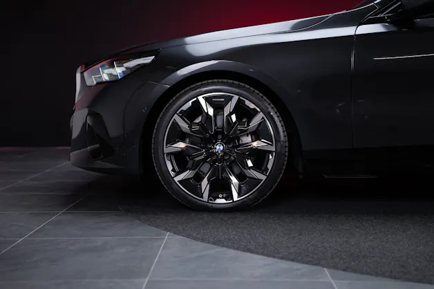BMW 540d xDrive M Sport / 360°Kamera / Bowers&Wilkins / HeadUp