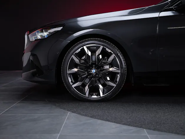 BMW 540d xDrive M Sport / 360°Kamera / Bowers&Wilkins / HeadUp