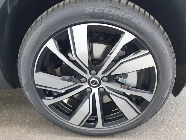 VOLVO XC40 P6 Pro