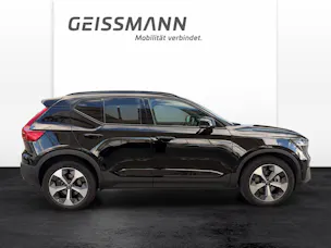 VOLVO XC40 2.0 B3 MH Plus Dark