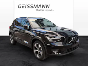 VOLVO XC40 2.0 B3 MH Plus Dark