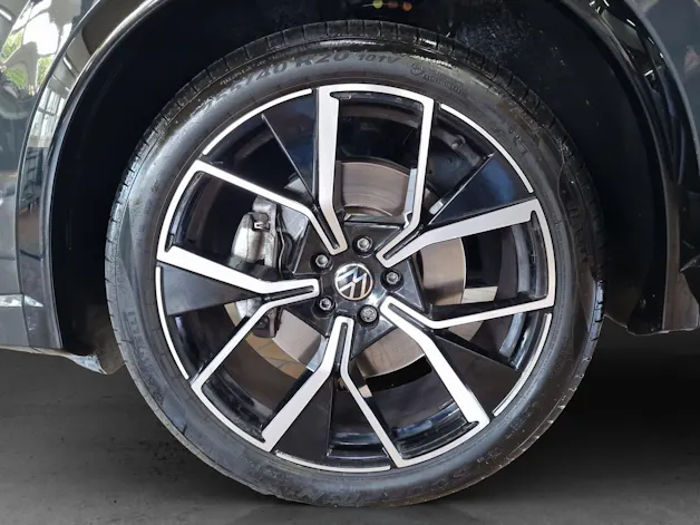 VW Tiguan 2.0 TSI DSG R-Line 4Motion