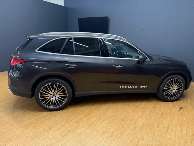 MERCEDES-BENZ GLC 220 d 4M - DISTRONIC / Head-Up Display / 360 Grad Kamera