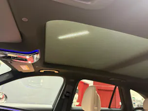MERCEDES-BENZ GLC 220 d 4M - DISTRONIC / Head-Up Display / 360 Grad Kamera