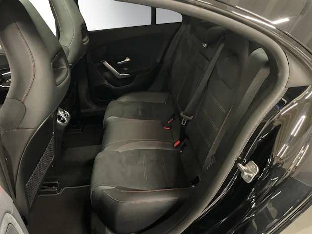 MERCEDES-BENZ CLA 250 4Matic Swiss Star 7G-DCT