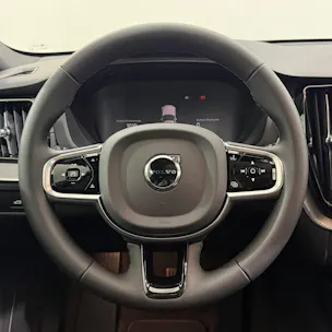 VOLVO XC60 2.0 T8 TE Ultra Dark eAWD