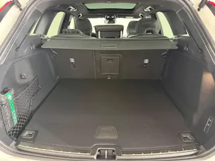 VOLVO XC60 2.0 T8 TE Ultra Dark eAWD