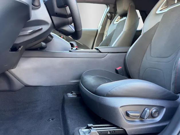 Toyota C-HR 2.0 PHEV GR Sport