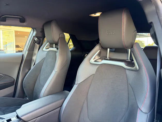 Toyota C-HR 2.0 PHEV GR Sport