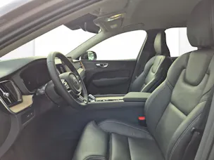 VOLVO XC60 2.0 T8 TE Plus Dark eAWD