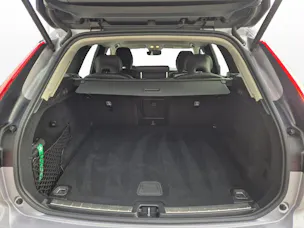 VOLVO XC60 2.0 T8 TE Plus Dark eAWD