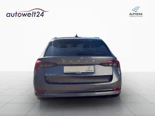 SKODA Octavia Combi 2.0 TDI DSG Ambition 4x4
