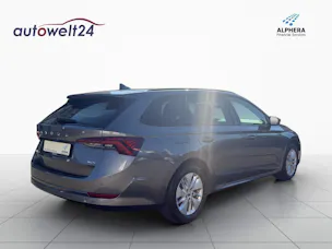 SKODA Octavia Combi 2.0 TDI DSG Ambition 4x4