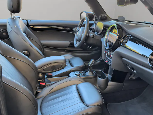 MINI Cooper John Cooper Works Cabriolet Steptronic