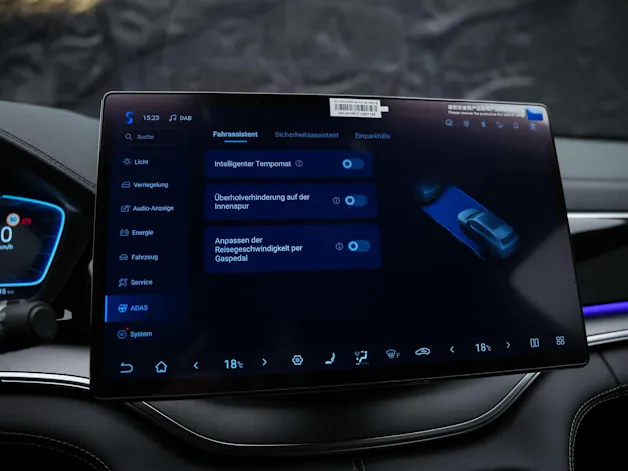 BYD Seal U DM-i Design AWD *SOFORT Verfügbar*Werksgarantie*Lenkradheizung*Sitzbelüftung*360° Kamera*