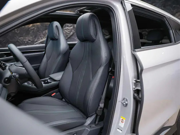 BYD Seal U DM-i Design AWD *SOFORT Verfügbar*Werksgarantie*Lenkradheizung*Sitzbelüftung*360° Kamera*