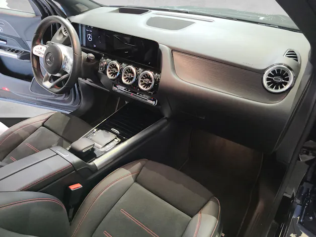 MERCEDES-BENZ GLA 250 4M AMG H247