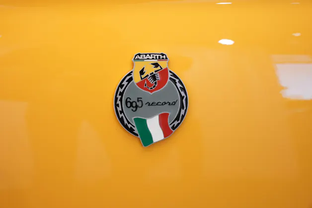 FIAT 695 1.4 16V Turbo Abarth Biposto record *52/133*