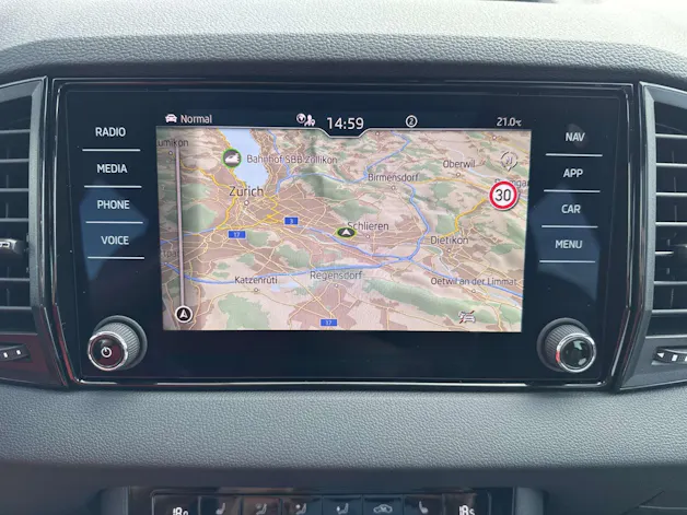 SKODA Karoq 2.0 TSi SportLine 4x4 DSG-Automat