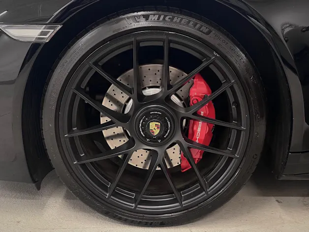 PORSCHE 911 Carrera 4 GTS Cabrio PDK