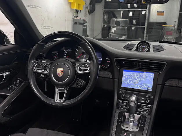 PORSCHE 911 Carrera 4 GTS Cabrio PDK