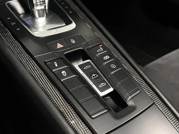PORSCHE 911 Carrera 4 GTS Cabrio PDK