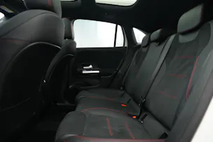 MERCEDES-BENZ GLA 250 4Matic AMG Line 8G-DCT *CH-Fahrzeug* *Panorama*