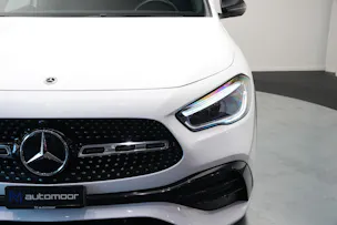 MERCEDES-BENZ GLA 250 4Matic AMG Line 8G-DCT *CH-Fahrzeug* *Panorama*