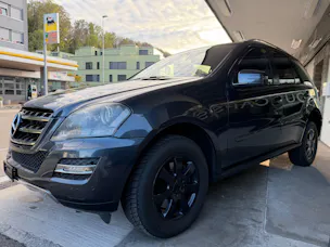 MERCEDES-BENZ ML 300 CDI Blue Efficiency 4Matic 7G-Tronic