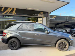 MERCEDES-BENZ ML 300 CDI Blue Efficiency 4Matic 7G-Tronic