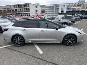 Toyota Corolla Touring Sports 2.0 HSD GR Sport e-CVT Automat