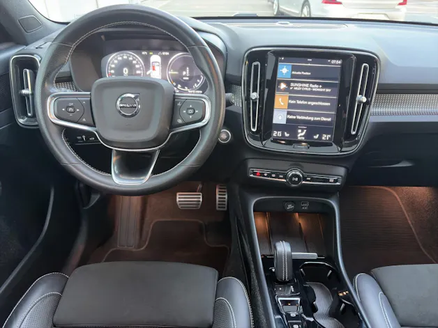 VOLVO XC40 1.5 T5 PiH R-Design