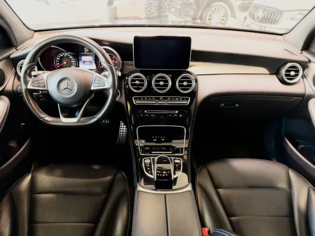 MERCEDES-BENZ GLC 220 d Exclusive 4Matic 9G-Tronic
