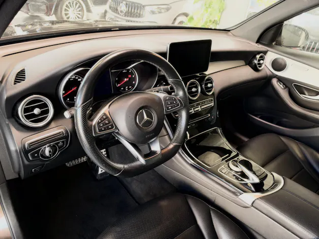 MERCEDES-BENZ GLC 220 d Exclusive 4Matic 9G-Tronic
