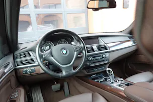 BMW X5 xDrive 30d "* CH Auto * 7 Places * Tempomat * Camera recul * sièges chauffants/électriques * Hayon Electrique *"