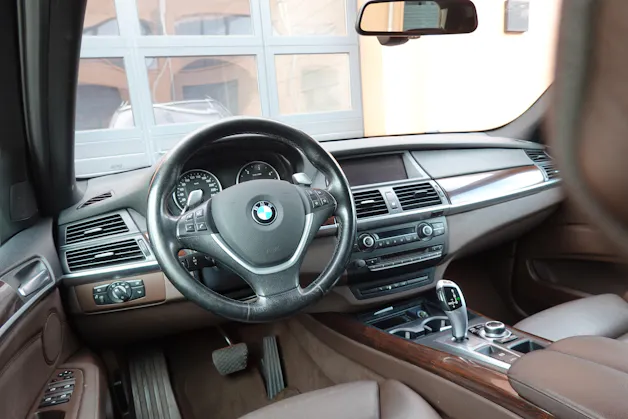 BMW X5 xDrive 30d "* CH Auto * 7 Places * Tempomat * Camera recul * sièges chauffants/électriques * Hayon Electrique *"