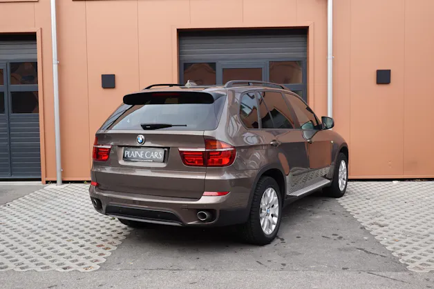 BMW X5 xDrive 30d "* CH Auto * 7 Places * Tempomat * Camera recul * sièges chauffants/électriques * Hayon Electrique *"